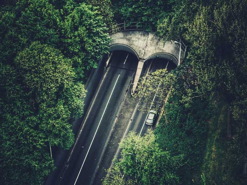 Deluxe Single - Single